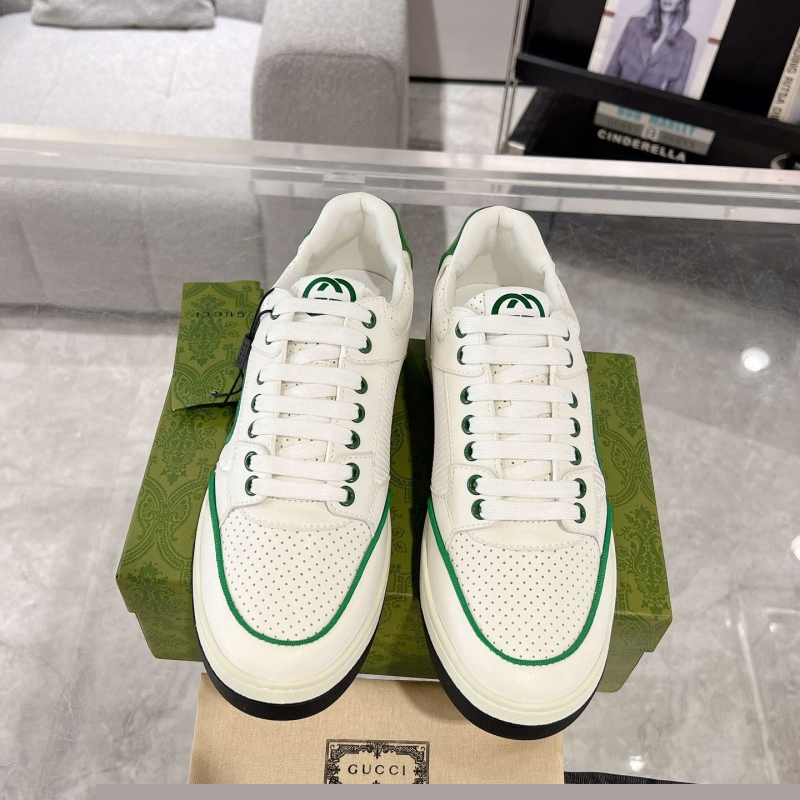 G*u*i casual shoes